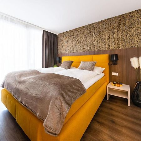 Gerharts Premium City Living - Center Of Brixen With Free Parking And Brixencard Exterior photo